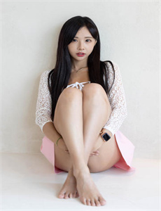 《昂首挺胸》