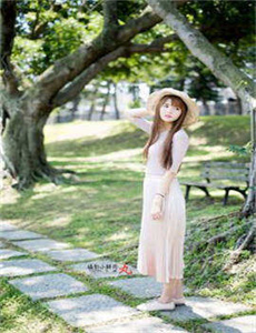 《我的妈妈李彤彤全集》