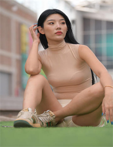 《喋血孤城 下载》