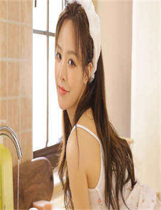 《欧美美女街拍》