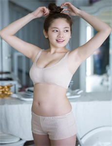 《欧美足奴》