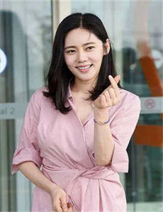 《真木洋子》